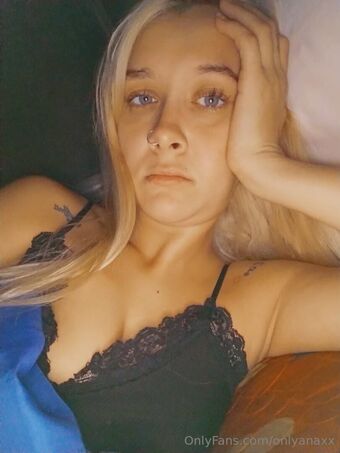 onlyanaxx