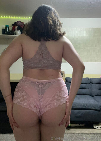 onlypeachyfans Nude Leaks OnlyFans Photo 14