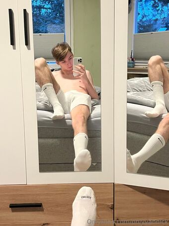 onlyyannick Nude Leaks OnlyFans Photo 13