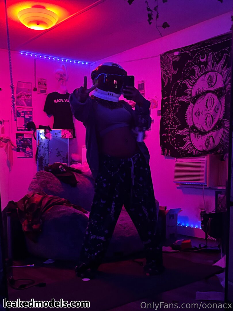 oonacx Photo #20