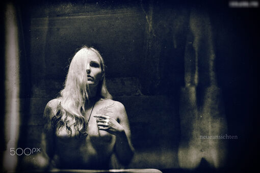 Pale Dahlia aka Julia van Helheim