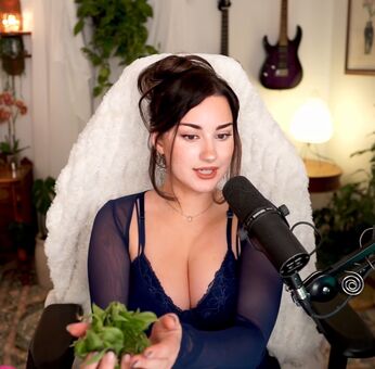 PalmBee Nude Leaks OnlyFans Photo 14