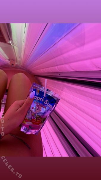 Paula Schubart Nude Leaks OnlyFans Photo 17