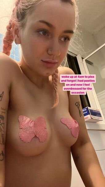 PeachPRC Nude Leaks OnlyFans Photo 8