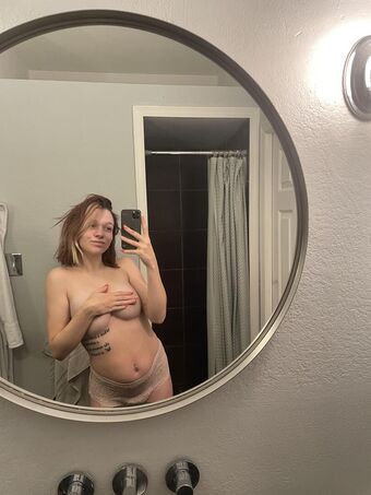 Peachy Shea