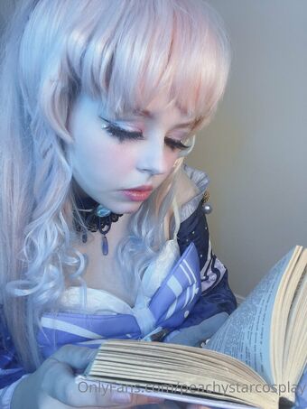 peachystarcosplay