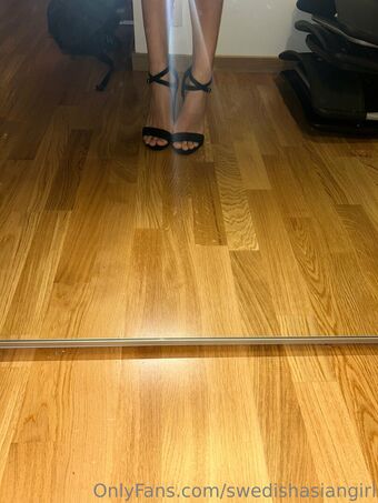 petite_halfasiangirl