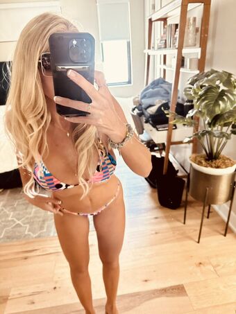 Phatazbombshell