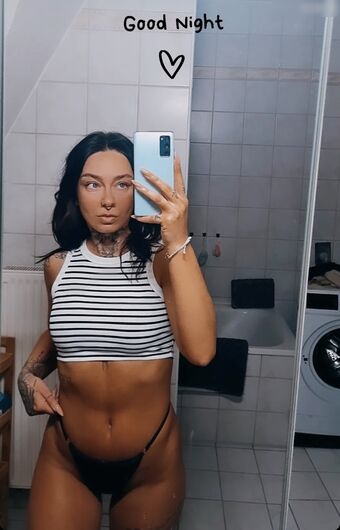 pineapple_ink Nude Leaks OnlyFans Photo 2