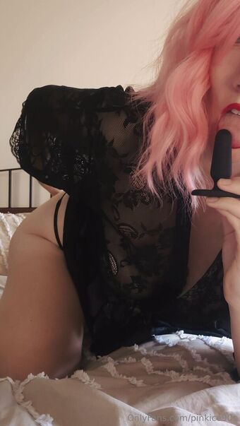 pinkice90s Nude Leaks OnlyFans Photo 4
