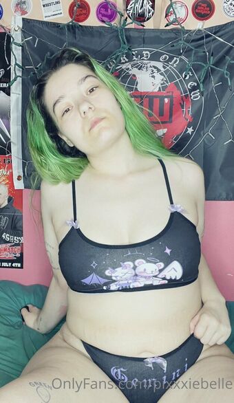 pixxxiebelle