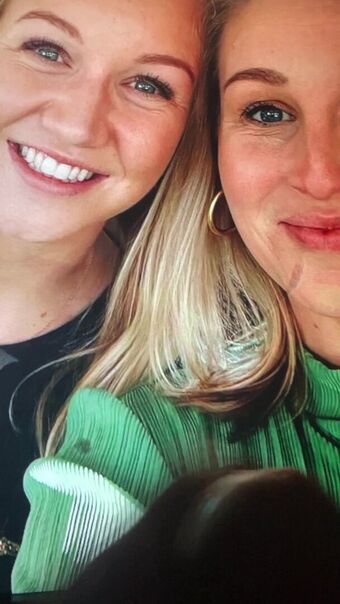 Popcorn In Bed Nude Leaks OnlyFans Photo 4