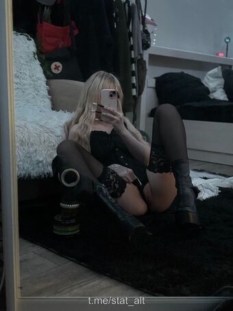 prettylyriqq Nude Leaks OnlyFans Photo 5