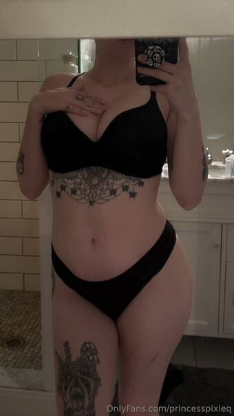 princesspixieq Nude Leaks OnlyFans Photo 24
