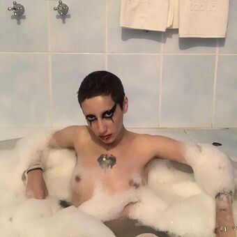 Putaspunk Nude Leaks OnlyFans Photo 9