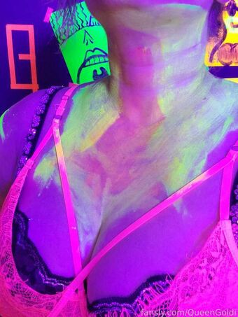 QueenGoldi Nude Leaks OnlyFans Photo 2