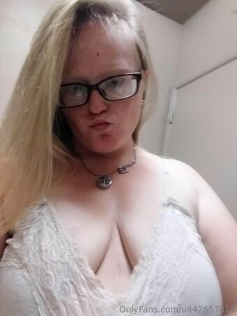 queengreeneyes420