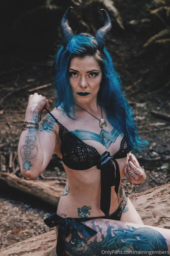 rainingembers Nude Leaks OnlyFans Photo 15