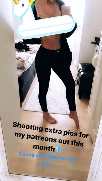 rawarhii Nude Leaks OnlyFans Photo 13