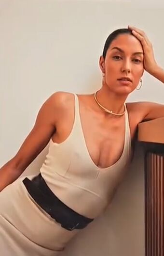 Rebecca Mir Nude Leaks OnlyFans Photo 185