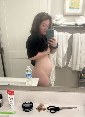 Red Head Winter Nude Leaks OnlyFans Photo 4