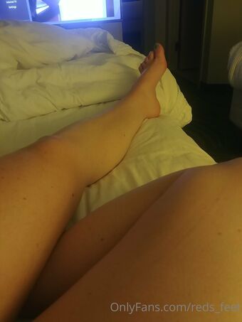 reds_feet