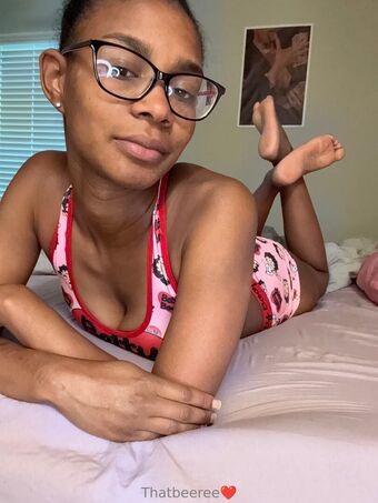 reethatbee Nude Leaks OnlyFans Photo 5