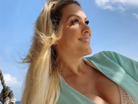 Renata Fan Nude Leaks OnlyFans Photo 213