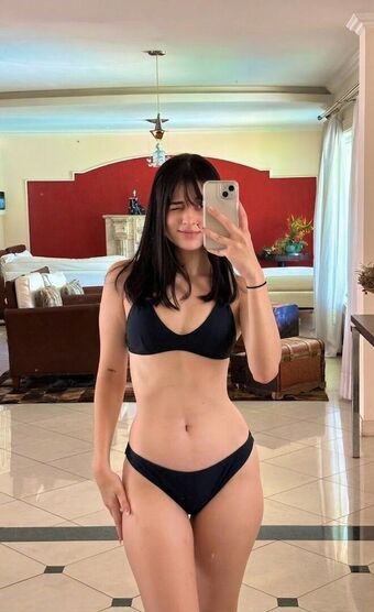 Rhaychu Nude Leaks OnlyFans Photo 8
