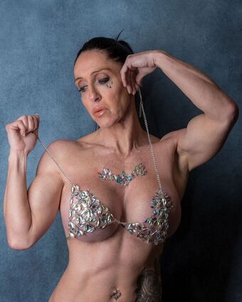robertabrevi Nude Leaks OnlyFans Photo 6