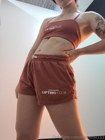 RobynFox153