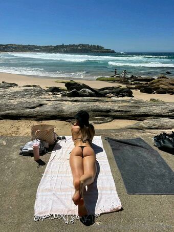 Rosie Arnah Nude Leaks OnlyFans Photo 25