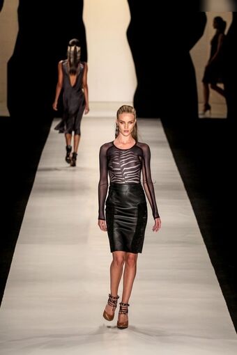 Rosie Huntington-Whiteley