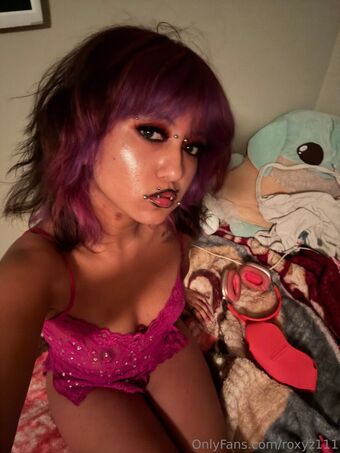 Roxyz111