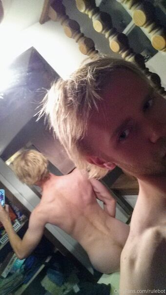 rulebot Nude Leaks OnlyFans Photo 8
