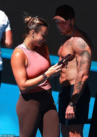 Sabalenka Nude Leaks OnlyFans Photo 14