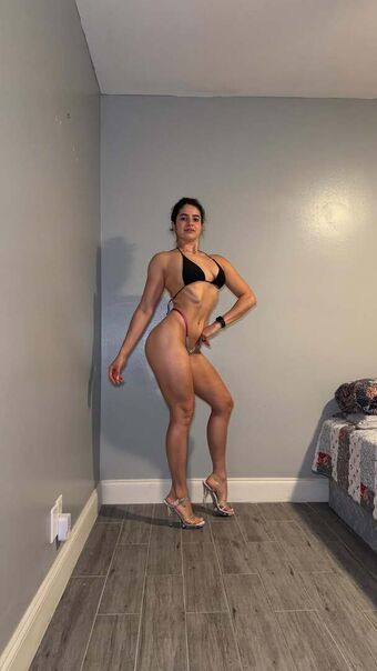 Sabrina Gomes Nude Leaks OnlyFans Photo 32