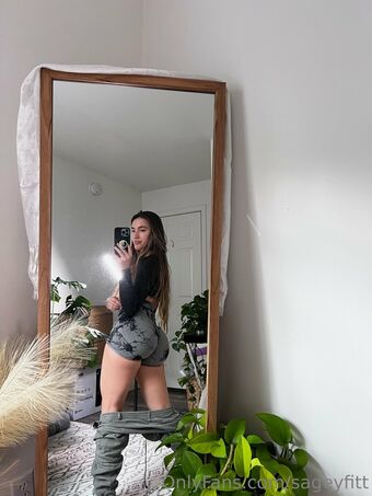 Sagey_fit Nude Leaks OnlyFans Photo 43