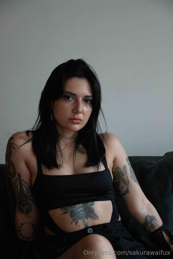 sakurawaifux
