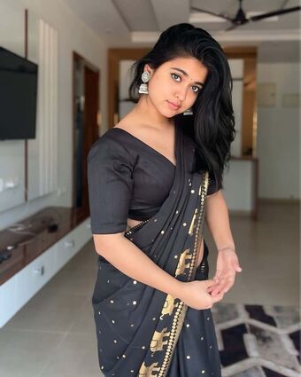 saloni-singh