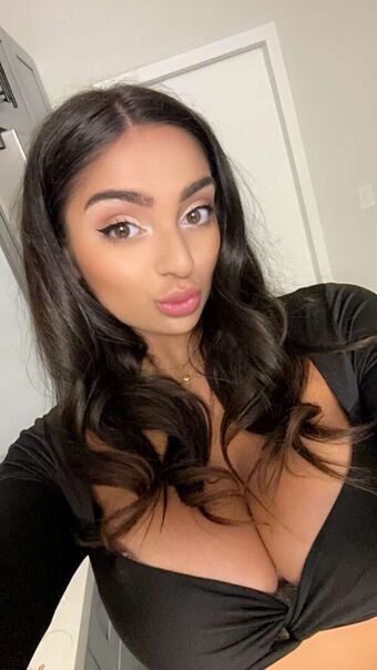 Sami Brielle
