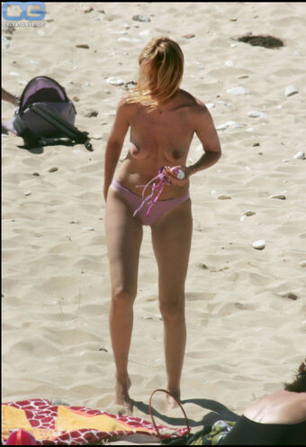 sandrine Nude Leaks OnlyFans Photo 7