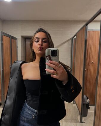 Sarabella Harris - sarabellaharriss - sexiisariii777