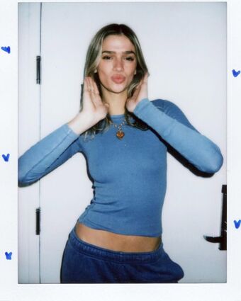 Sarah Hands