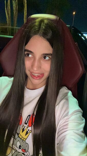 Saray Guzman Nude Leaks OnlyFans Photo 2