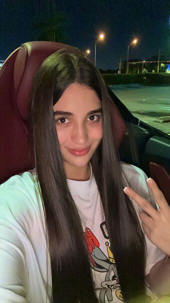 Saray Guzman Nude Leaks OnlyFans Photo 4