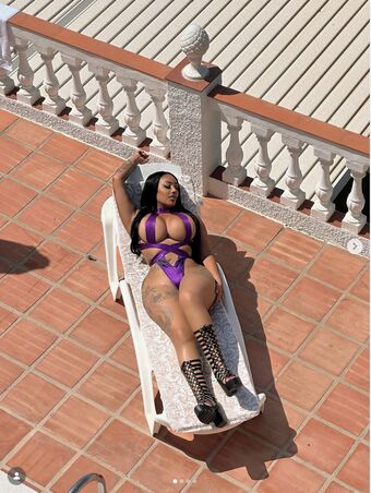 sarzydollyx Nude Leaks OnlyFans Photo 2