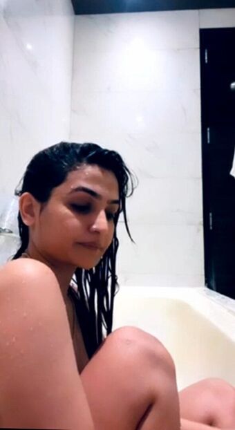 Sassy Poonam Nude Leaks OnlyFans Photo 11