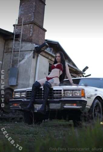scarlet_allure
