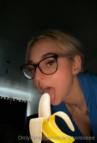 scarletxroseee
